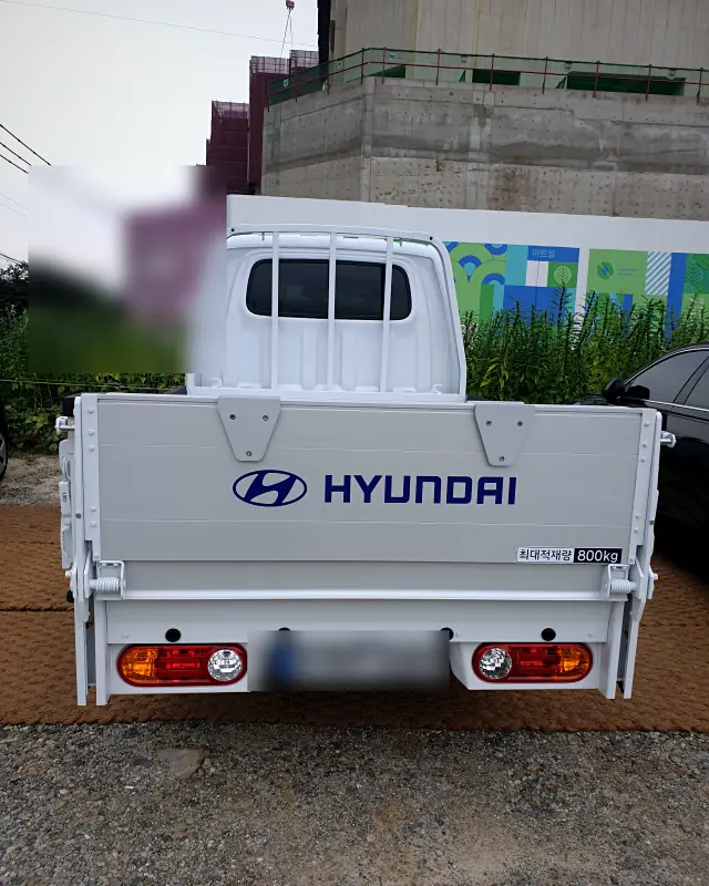 차캄화물 출고 차량 - 포터2 카고 적재함 후면 리스 견적